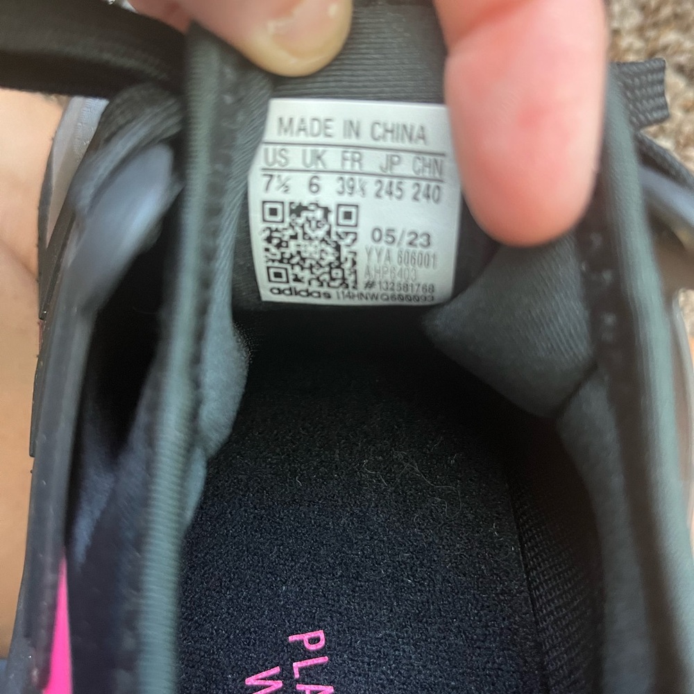Adidas ultra boost Goretex 7.5 - Picture 2 of 3